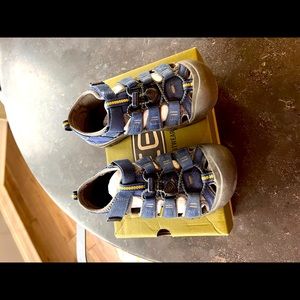 Keen Newport H2 youth sandals